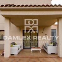 Вилла в Испании, Каталония, Жирона, 257 кв.м.