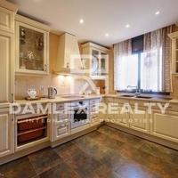 Вилла в Испании, Каталония, Жирона, 257 кв.м.