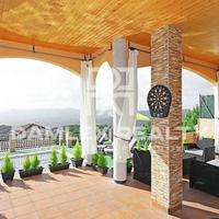 Villa in Spain, Catalunya, Girona, 220 sq.m.