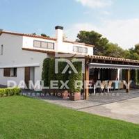 Villa in Spain, Catalunya, Begur, 480 sq.m.