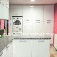 Villa in Spain, Catalunya, Girona, 375 sq.m.