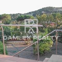 Villa in Spain, Catalunya, Girona, 375 sq.m.