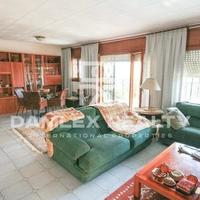 Villa in Spain, Catalunya, Girona, 350 sq.m.