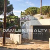 Другая коммерческая недвижимость в Испании, Каталония, Жирона, 268 кв.м.