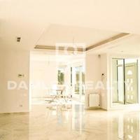 Villa in Spain, Catalunya, Girona, 370 sq.m.