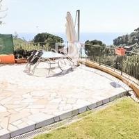 Villa in Spain, Catalunya, Girona, 215 sq.m.