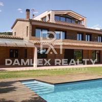 Вилла в Испании, Каталония, Багур, 700 кв.м.