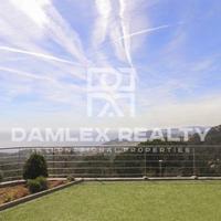 House in Spain, Catalunya, Girona, 300 sq.m.