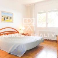 House in Spain, Catalunya, Girona, 300 sq.m.