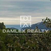 Villa in Spain, Catalunya, Girona, 1200 sq.m.