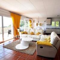 Дом в Испании, Каталония, Жирона, 230 кв.м.