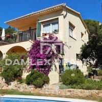 Вилла в Испании, Каталония, Жирона, 250 кв.м.