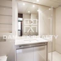 Вилла в пригороде в Испании, Каталония, Барселона, 1001 кв.м.