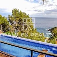 Вилла в Испании, Каталония, Жирона, 360 кв.м.