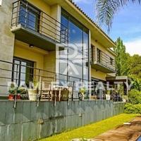 Вилла в Испании, Каталония, Жирона, 360 кв.м.