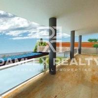 Villa in the suburbs in Spain, Catalunya, Begur, 454 sq.m.