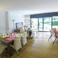 Апартаменты на первой линии моря/озера в Испании, Каталония, Жирона, 155 кв.м.