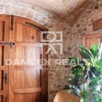 Дом в Испании, Каталония, Жирона, 448 кв.м.