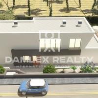 Villa in Spain, Catalunya, Girona, 300 sq.m.