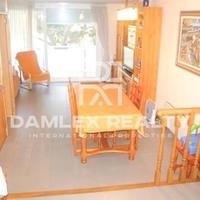 Flat at the second line of the sea / lake, in the suburbs in Spain, Catalunya, Girona, 114 sq.m.