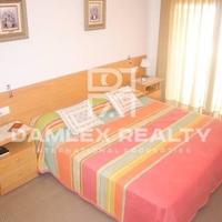 Flat at the second line of the sea / lake, in the suburbs in Spain, Catalunya, Girona, 114 sq.m.