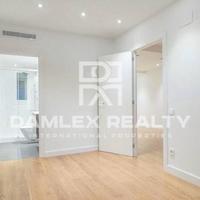 Flat in Spain, Catalunya, Barcelona, 98 sq.m.