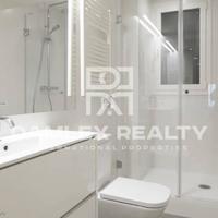 Flat in Spain, Catalunya, Barcelona, 98 sq.m.