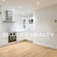 Flat in Spain, Catalunya, Barcelona, 79 sq.m.