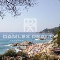 Apartment in Spain, Catalunya, Girona, 75 sq.m.