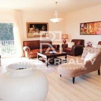 Villa in Spain, Catalunya, Girona, 408 sq.m.