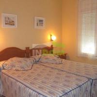 Хостел на первой линии моря/озера в Испании, Каталония, Жирона