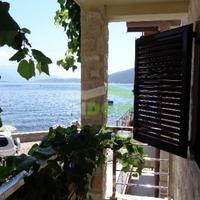 House at the first line of the sea / lake in Montenegro, 111 sq.m.