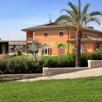 Вилла в Италии, Венеция, Сан-Донино, 2660 кв.м.