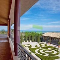 Вилла в Италии, Венеция, Сан-Донино, 2660 кв.м.