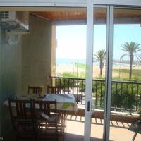 Flat at the first line of the sea / lake in Spain, Catalunya, Begur