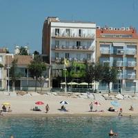 Hotel at the first line of the sea / lake in Spain, Catalunya, Girona