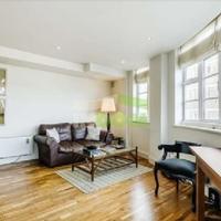 Flat in United Kingdom, England, Wandsworth