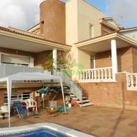 Дом в Испании, Каталония, Багур