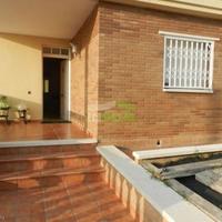 Дом в Испании, Каталония, Багур