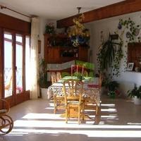 Дом в Испании, Каталония, Жирона