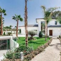 Villa in Spain, Andalucia, 793 sq.m.