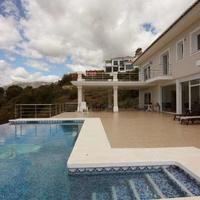 Villa in Spain, Andalucia, 692 sq.m.
