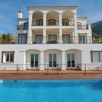 Villa in Spain, Andalucia, 393 sq.m.
