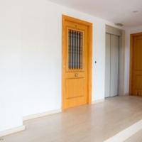 Flat at the first line of the sea / lake in Spain, Comunitat Valenciana, 85 sq.m.