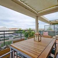 Flat in Spain, Catalunya, Barcelona, 210 sq.m.