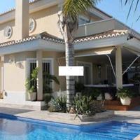 Villa in Spain, Comunitat Valenciana, 297 sq.m.