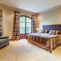 Villa in Spain, Andalucia, 921 sq.m.