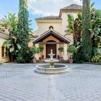 Villa in Spain, Andalucia, 921 sq.m.