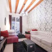 Flat in Spain, Catalunya, Ciutat Vella, 132 sq.m.