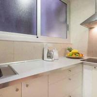 Flat in Spain, Catalunya, Ciutat Vella, 132 sq.m.